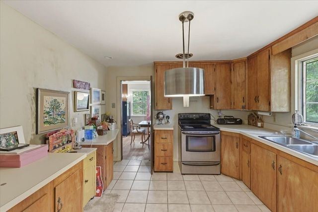 99 Brook Rd, Sharon, MA 02067