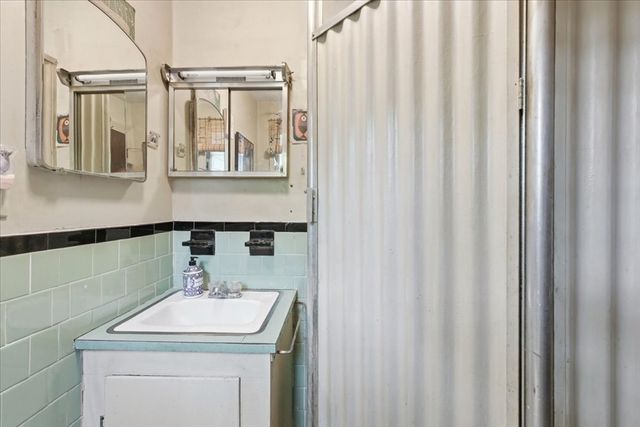 99 Brook Rd, Sharon, MA 02067