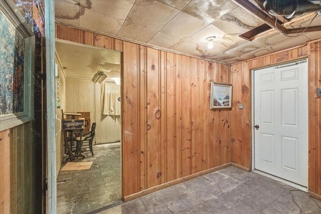 99 Brook Rd, Sharon, MA 02067