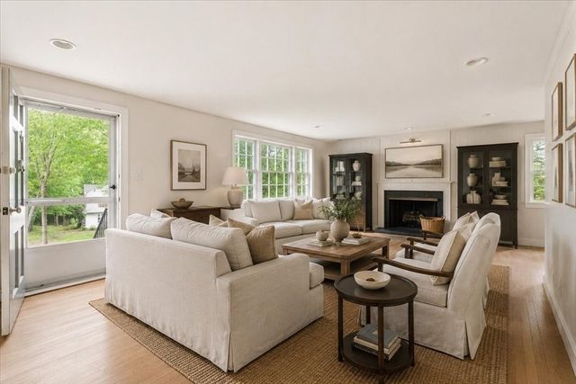 99 Brook Rd, Sharon, MA 02067