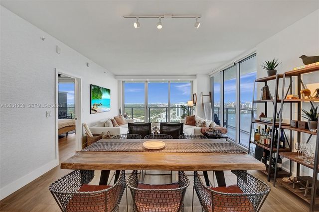 16385 Biscayne Blvd 3107, North Miami Beach, FL 33160