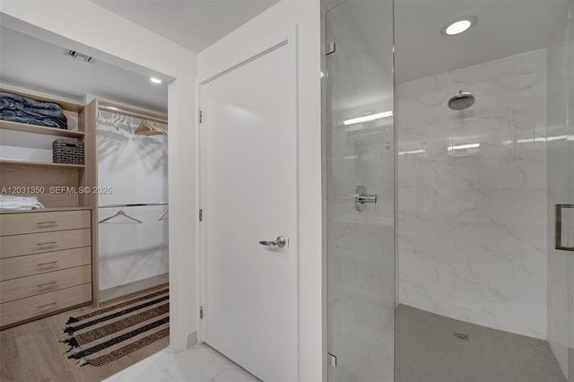 16385 Biscayne Blvd 3107, North Miami Beach, FL 33160