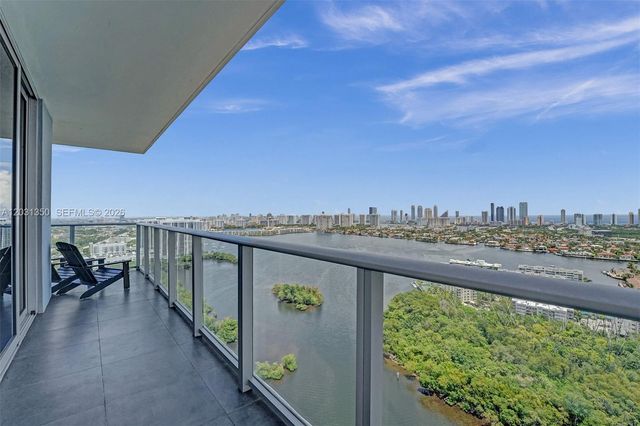 16385 Biscayne Blvd 3107, North Miami Beach, FL 33160