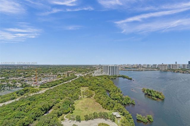 16385 Biscayne Blvd 3107, North Miami Beach, FL 33160