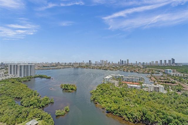 16385 Biscayne Blvd 3107, North Miami Beach, FL 33160