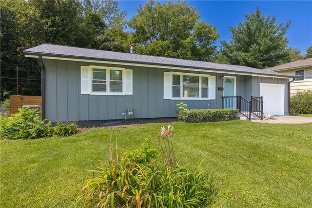 420 Belmont Street, Liberty, MO 64068