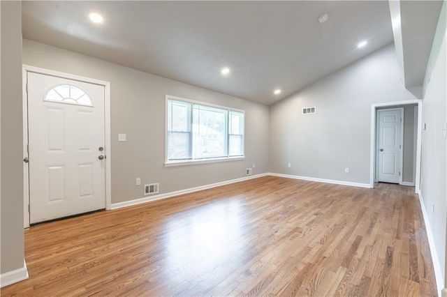 420 Belmont Street, Liberty, MO 64068