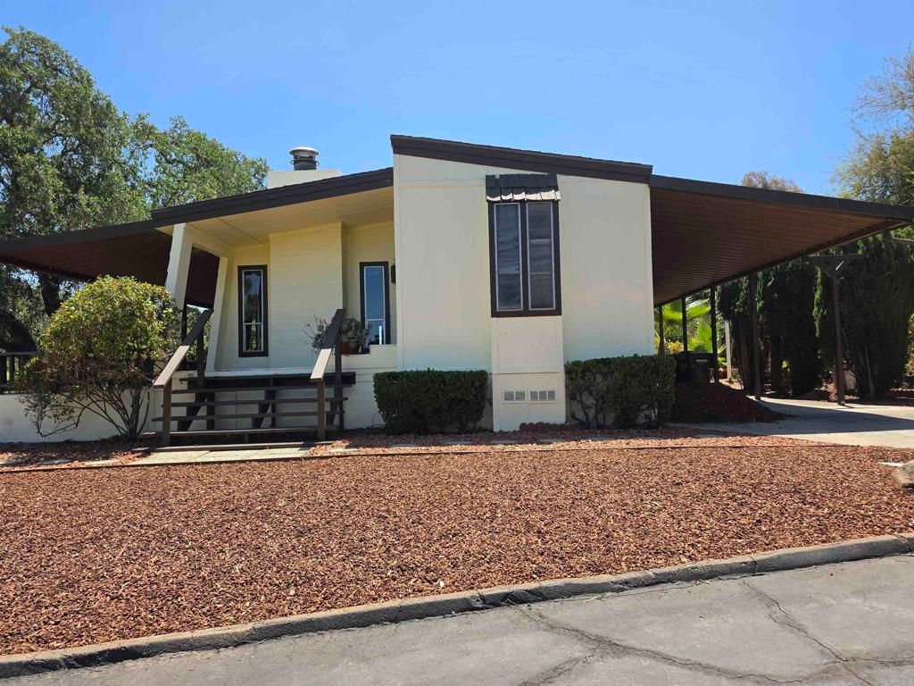 18218 Paradise Mountain Rd Spc 44 Lot 44, Valley Center, CA 92082 — exterior
