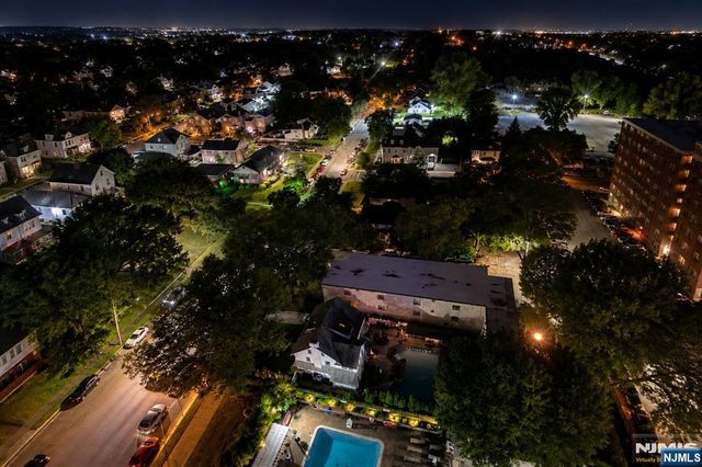 285 Aycrigg Avenue 22J, Passaic, NJ 07055