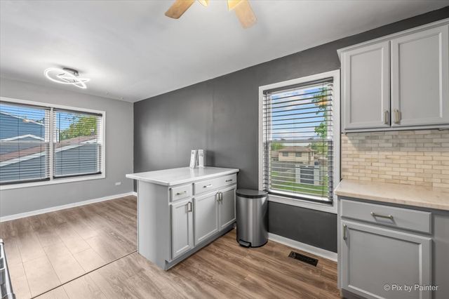 20558 S Graceland Lane, Frankfort, IL 60423