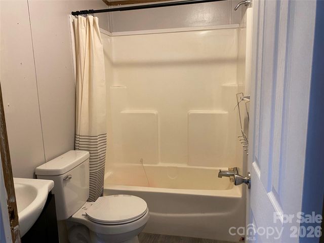 1956 Bison Trail, Maiden, NC 28650