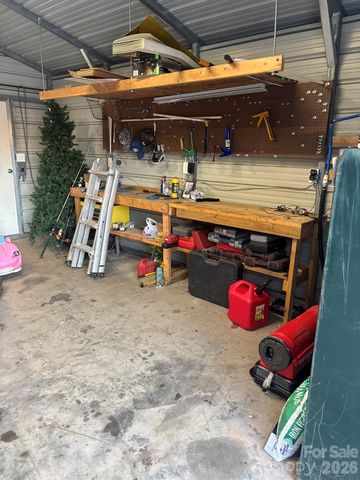 1956 Bison Trail, Maiden, NC 28650