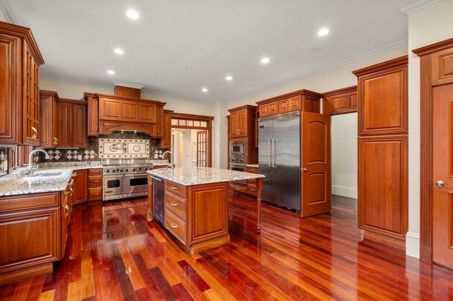 75 Woodfall Rd, Belmont, MA 02478