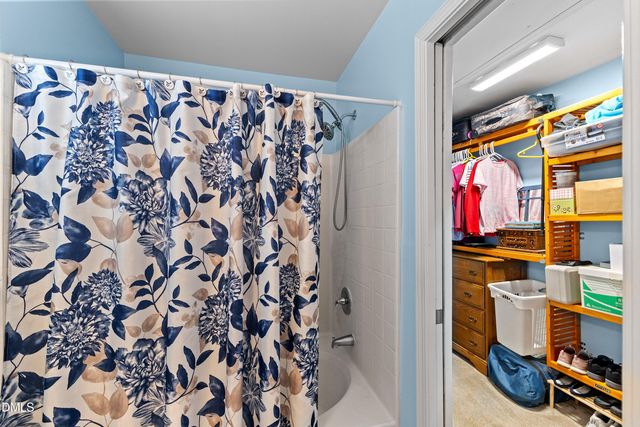 2331 Whistling Straits Way, Raleigh, NC 27604