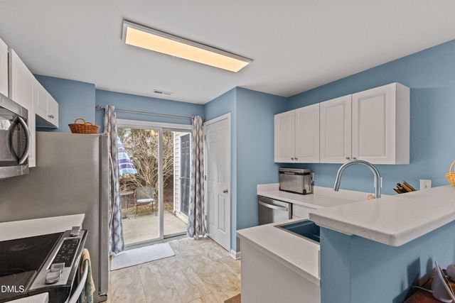 2331 Whistling Straits Way, Raleigh, NC 27604