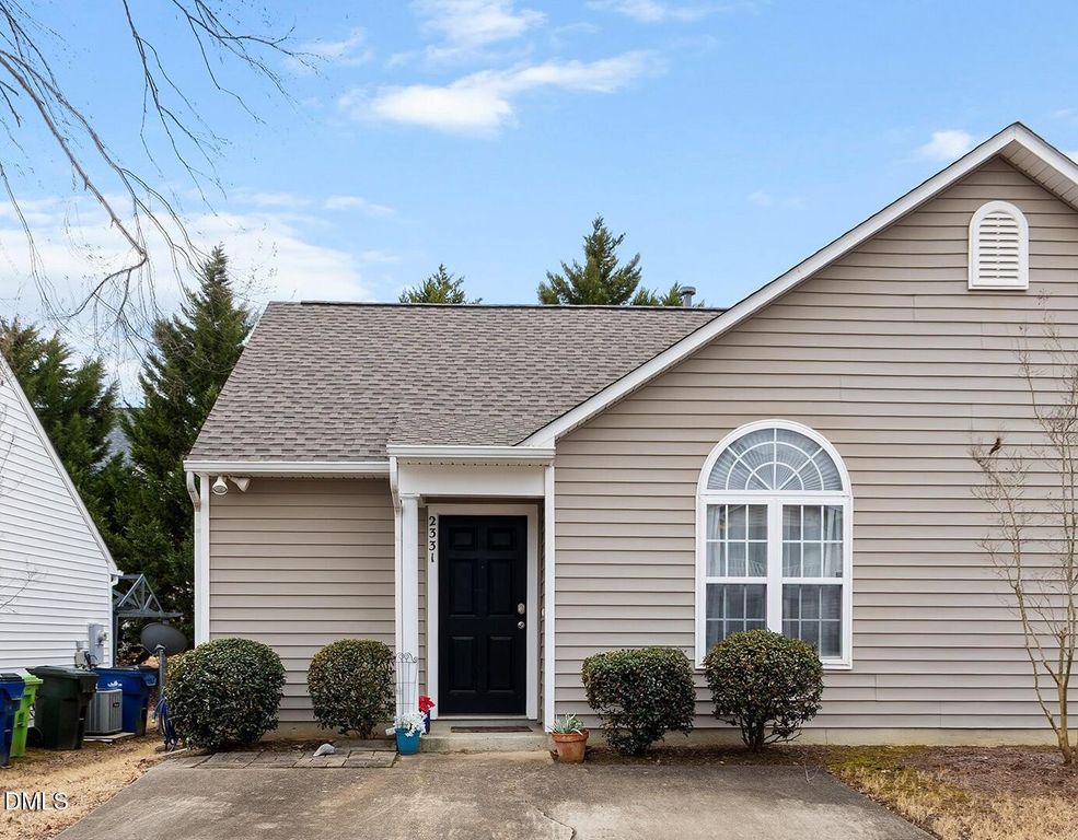 2331 Whistling Straits Way, Raleigh, NC 27604