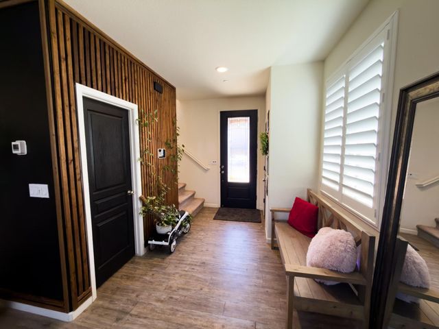 1157 S Dee Ann Avenue, Fresno, CA 93727