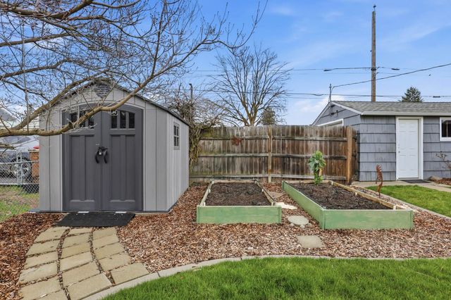 5004 N Cannon St, Spokane, WA 99205