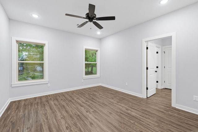 2444 Pleasant Willow Drive, Benton, AR 72015