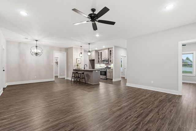 2444 Pleasant Willow Drive, Benton, AR 72015