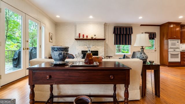 920 Buckingham Circle NW, Atlanta, GA 30327