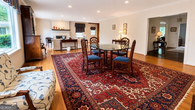 920 Buckingham Circle NW, Atlanta, GA 30327