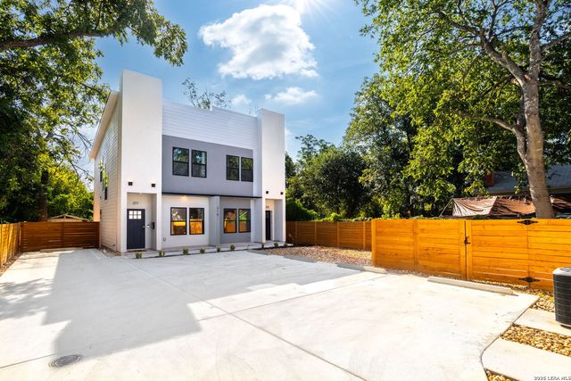 210 Piedmont, San Antonio, TX 78203