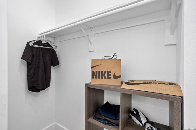 210 Piedmont, San Antonio, TX 78203