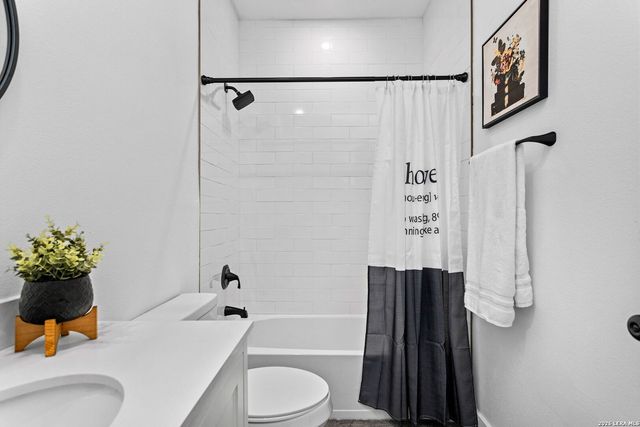 210 Piedmont, San Antonio, TX 78203