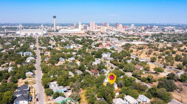 210 Piedmont, San Antonio, TX 78203