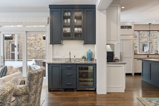 4427 N Hermitage Avenue, Chicago, IL 60640