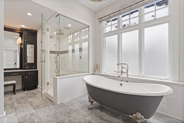 4427 N Hermitage Avenue, Chicago, IL 60640