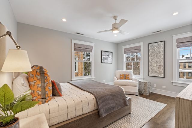 4427 N Hermitage Avenue, Chicago, IL 60640