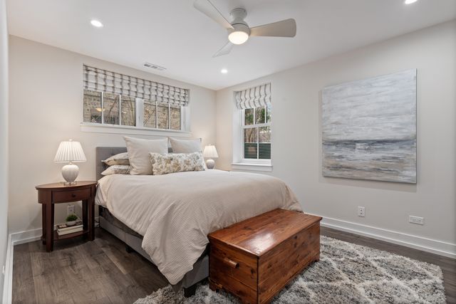 4427 N Hermitage Avenue, Chicago, IL 60640