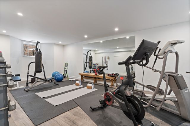 4427 N Hermitage Avenue, Chicago, IL 60640