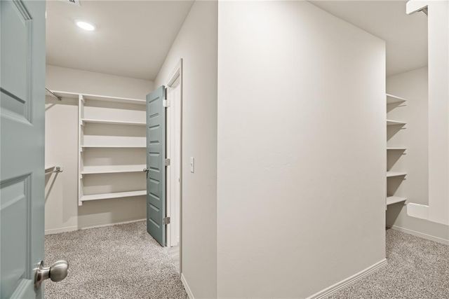 4632 Lincoln Landing, Harrah, OK 73045