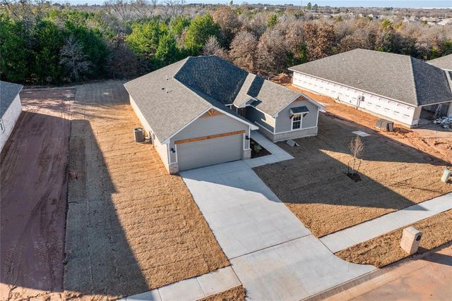 4632 Lincoln Landing, Harrah, OK 73045