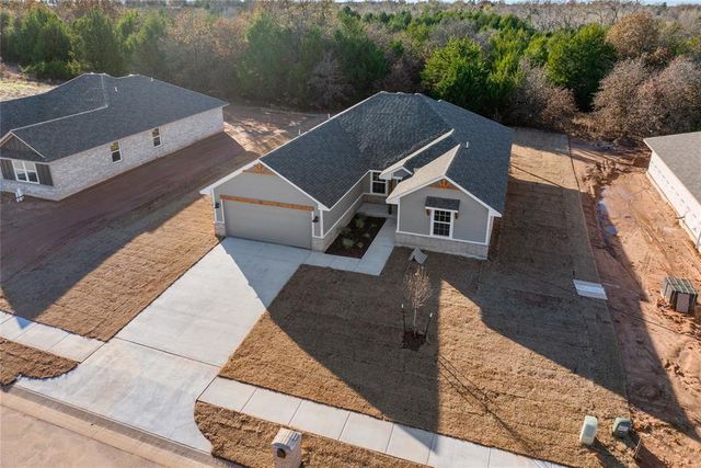 4632 Lincoln Landing, Harrah, OK 73045