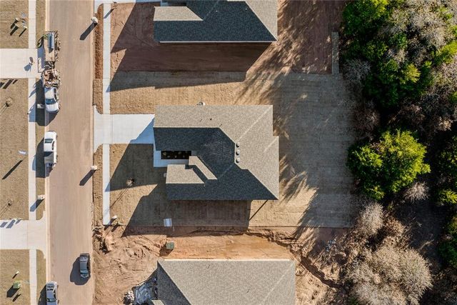 4632 Lincoln Landing, Harrah, OK 73045