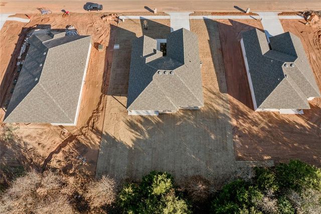 4632 Lincoln Landing, Harrah, OK 73045