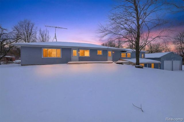 3515 Morton Road, Stockbridge, MI 49285