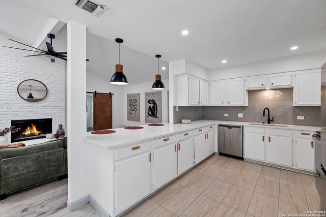 11526 Clifton Forge, San Antonio, TX 78230