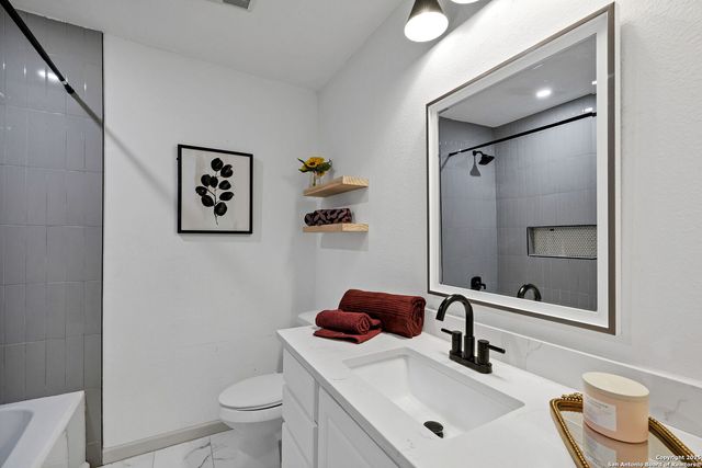 11526 Clifton Forge, San Antonio, TX 78230