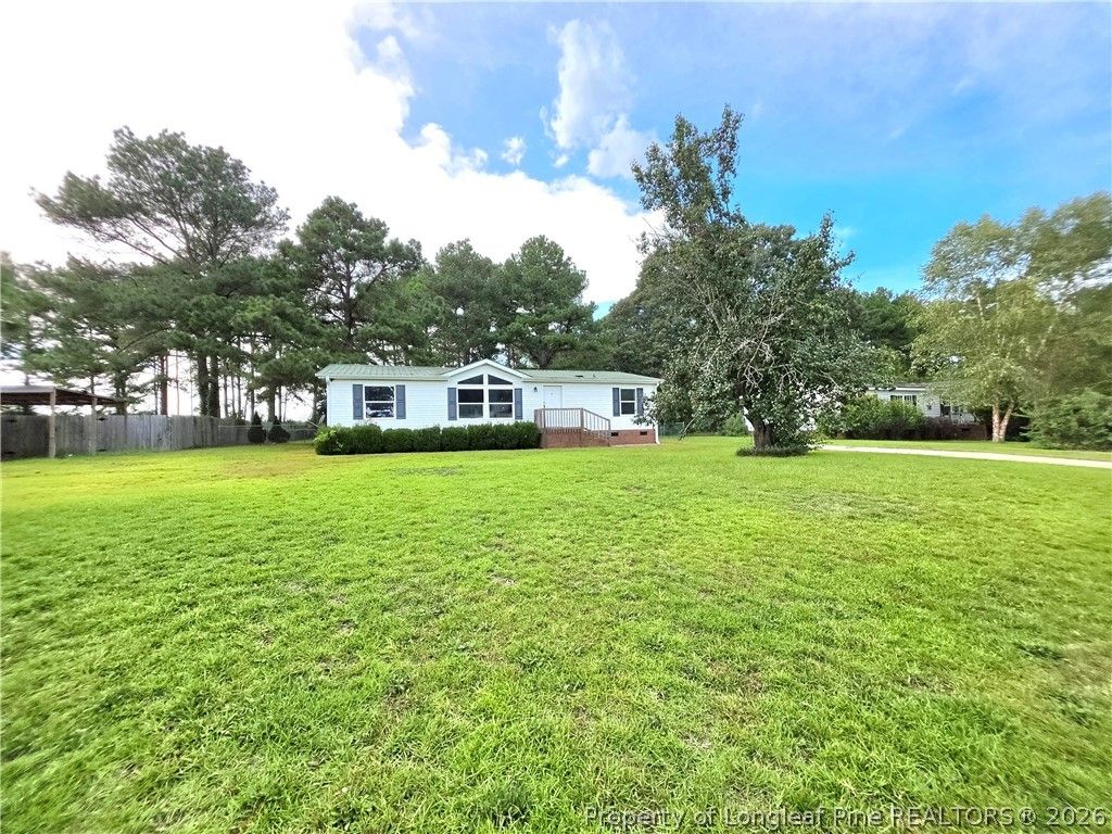 124 Franklin Road, Raeford, NC 28376 — exterior
