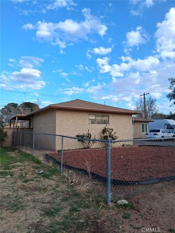 38638 Frontier Avenue, Palmdale, CA 93550