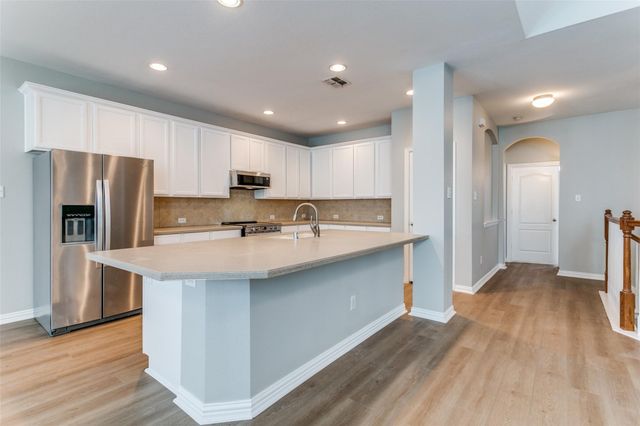 3725 Vienna Street, Irving, TX 75038