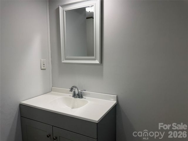 4158 High View Court, Claremont, NC 28610
