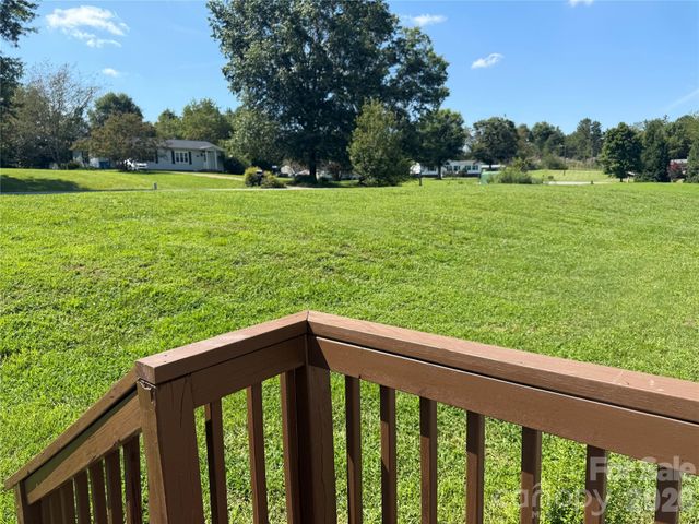 4158 High View Court, Claremont, NC 28610