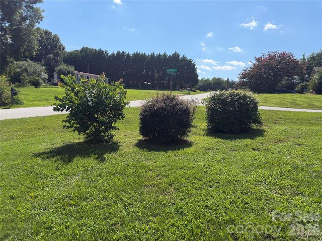 4158 High View Court, Claremont, NC 28610
