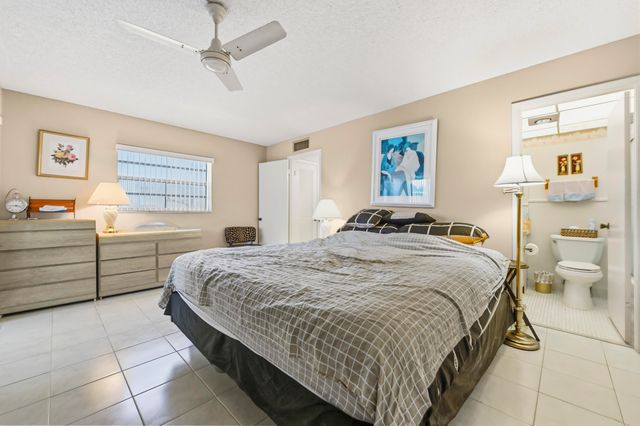 1 Burgundy A, Delray Beach, FL 33484